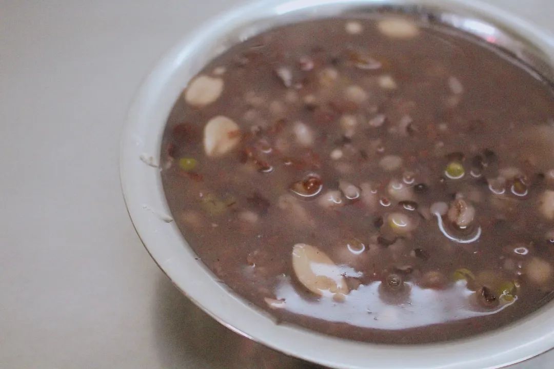 炎炎夏日来碗糖水可好清热解暑,有哪些简单易做的消暑糖水