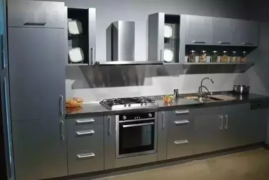 橱柜台面用什么材质比较好打理,橱柜台面用钢化玻璃材质好吗