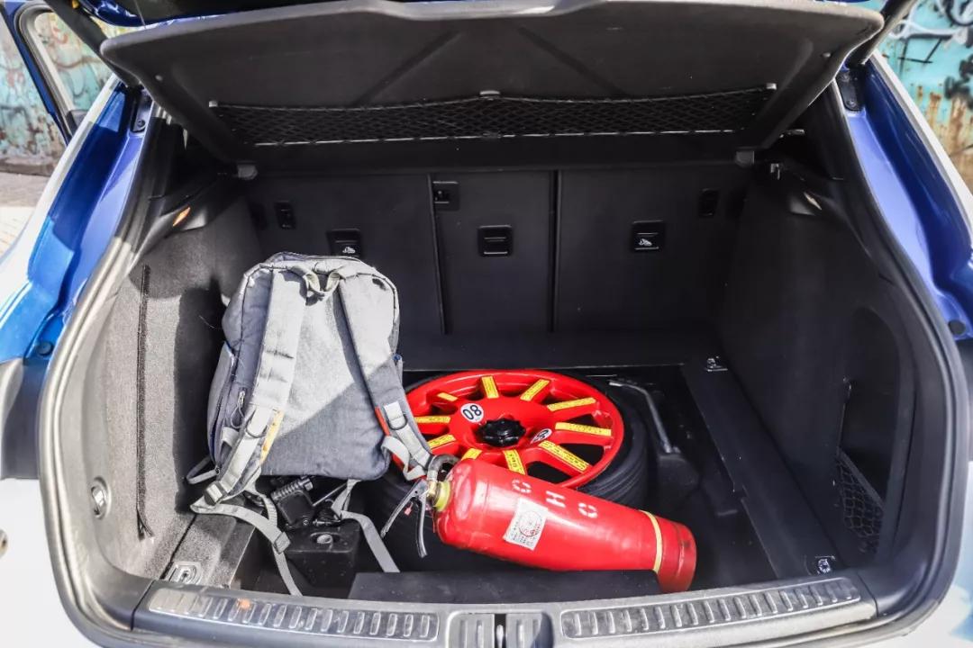 保时捷macan多少钱能上路,保时捷macan最低上路价格