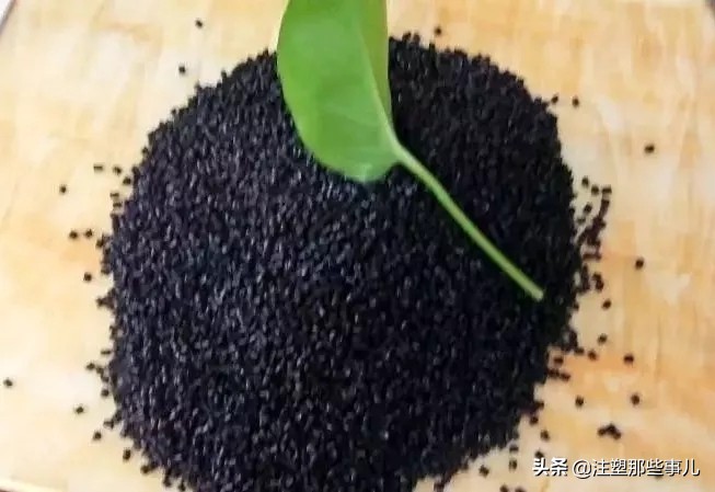 废塑料加工厂有什么污染,除废旧塑料气味最佳方法