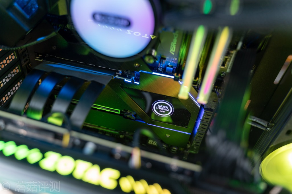 雷蛇华擎x570主板怎么样,华擎x570太极雷蛇定制款主板赏析