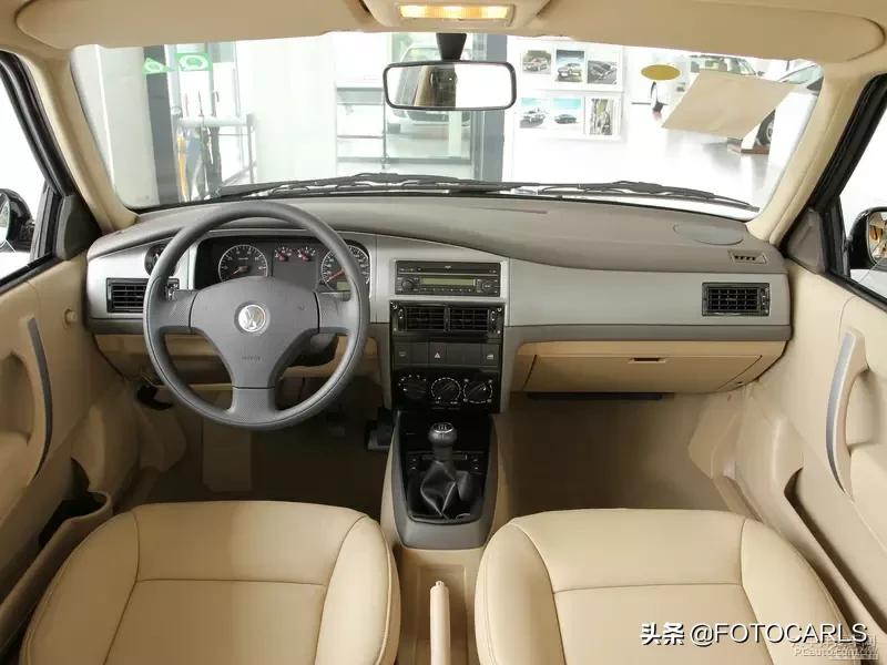 大众桑塔纳志俊1.8L实拍，当年性价比超高的B级车，你作何评价？