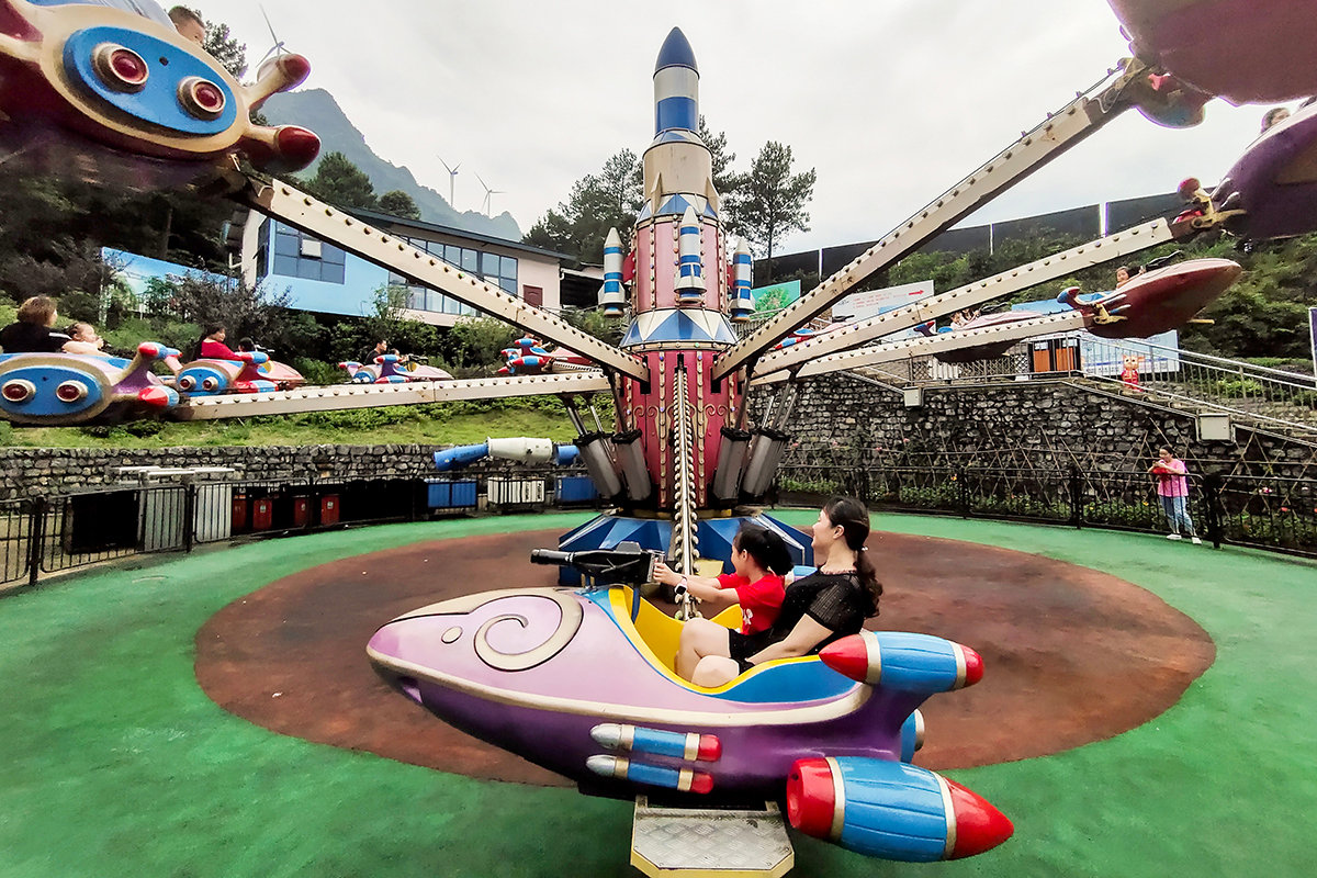 奥陶纪重庆万盛悬崖秋千有多高,悬崖秋千重庆奥陶纪体验全程