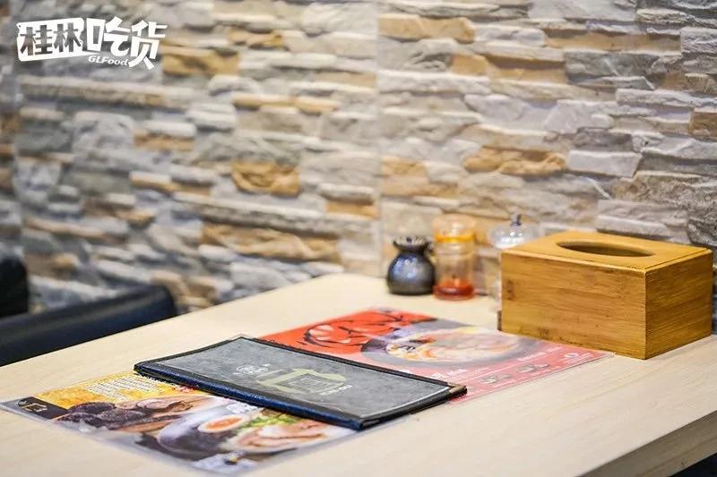 东西巷火了4年的“爱情”小店，老板竟然师从日本“拉面之神”