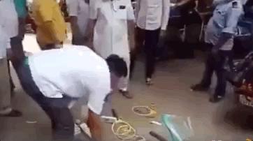 印度全民*制抵**“中方制造”砸烧中方货,最后竟变成了大型真香现场