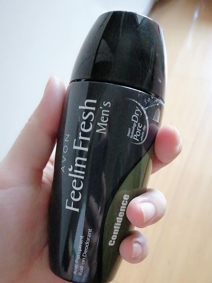 夏天爱出汗全身皮肤摸着很凉,夏天爱出汗汗很臭