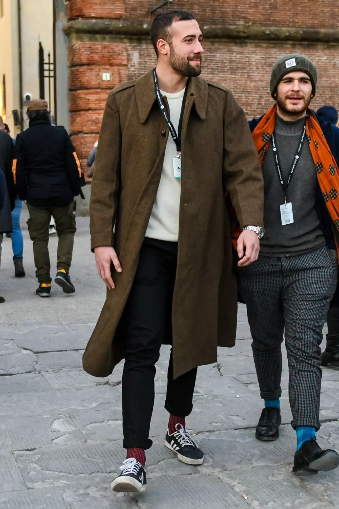 大衣风衣推荐及搭配,经典色风衣怎么搭配好看