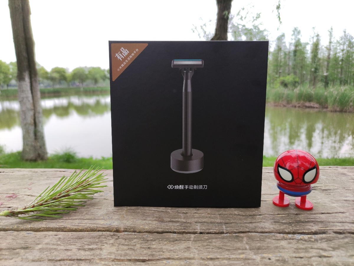 原装进口刀头净颊剃须体验,三刀头轻奢级剃须体验