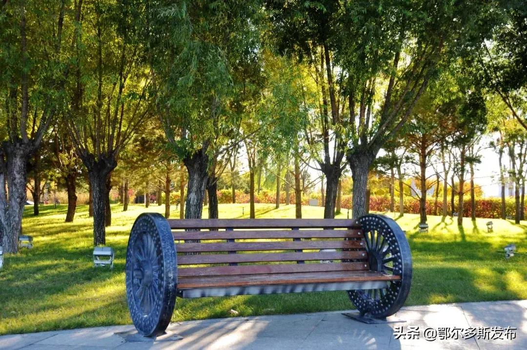 康巴什的十二个时辰,最美的竟是子时,你同意吗?