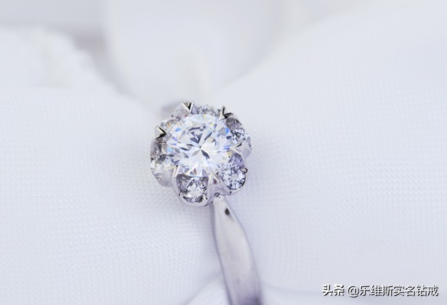 结婚戒指多少钱买最合适,一般结婚戒指大概多少钱合适