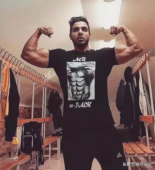 腹肌不对称有多离谱,腹肌不对称能锻炼矫正过来吗