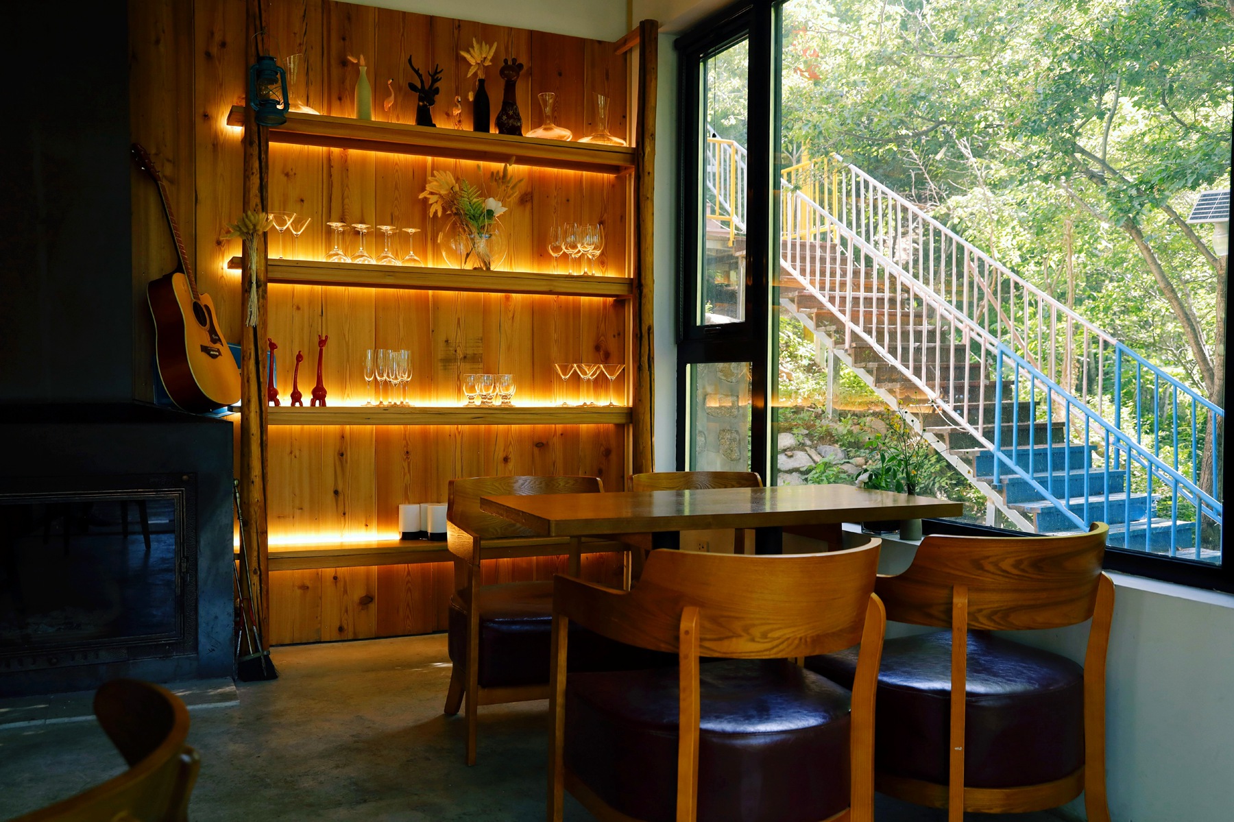 燕山第一峰,这座山高得像什么似的填空