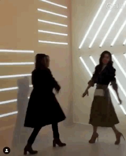 杨幂肯豆私服,肯豆杨幂跳舞走红毯