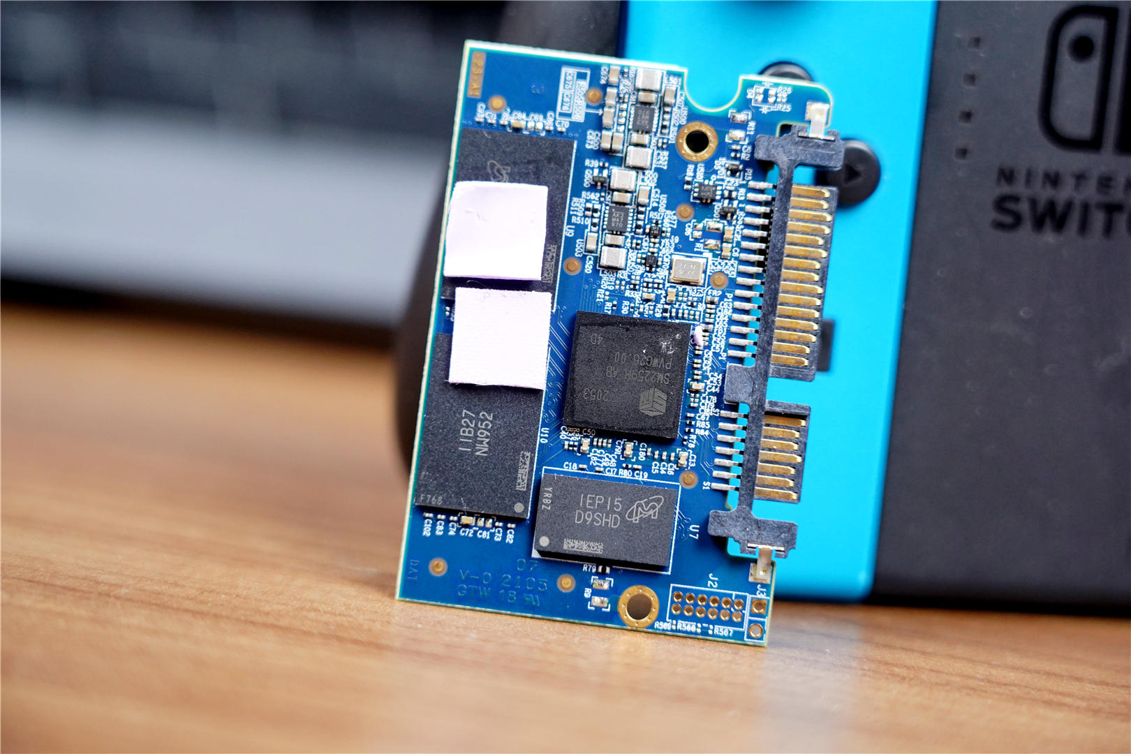 英睿达mx500sata1tb固态硬盘,笔记本英睿达mx500固态硬盘评测