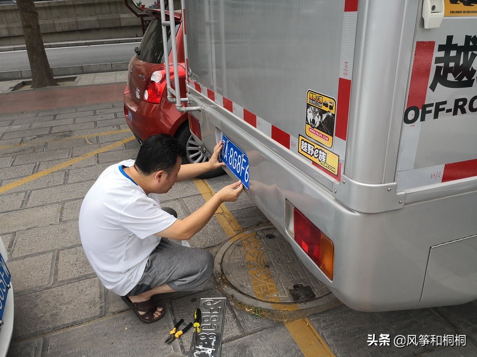 开房车自驾游的生活,老婆当专职司机