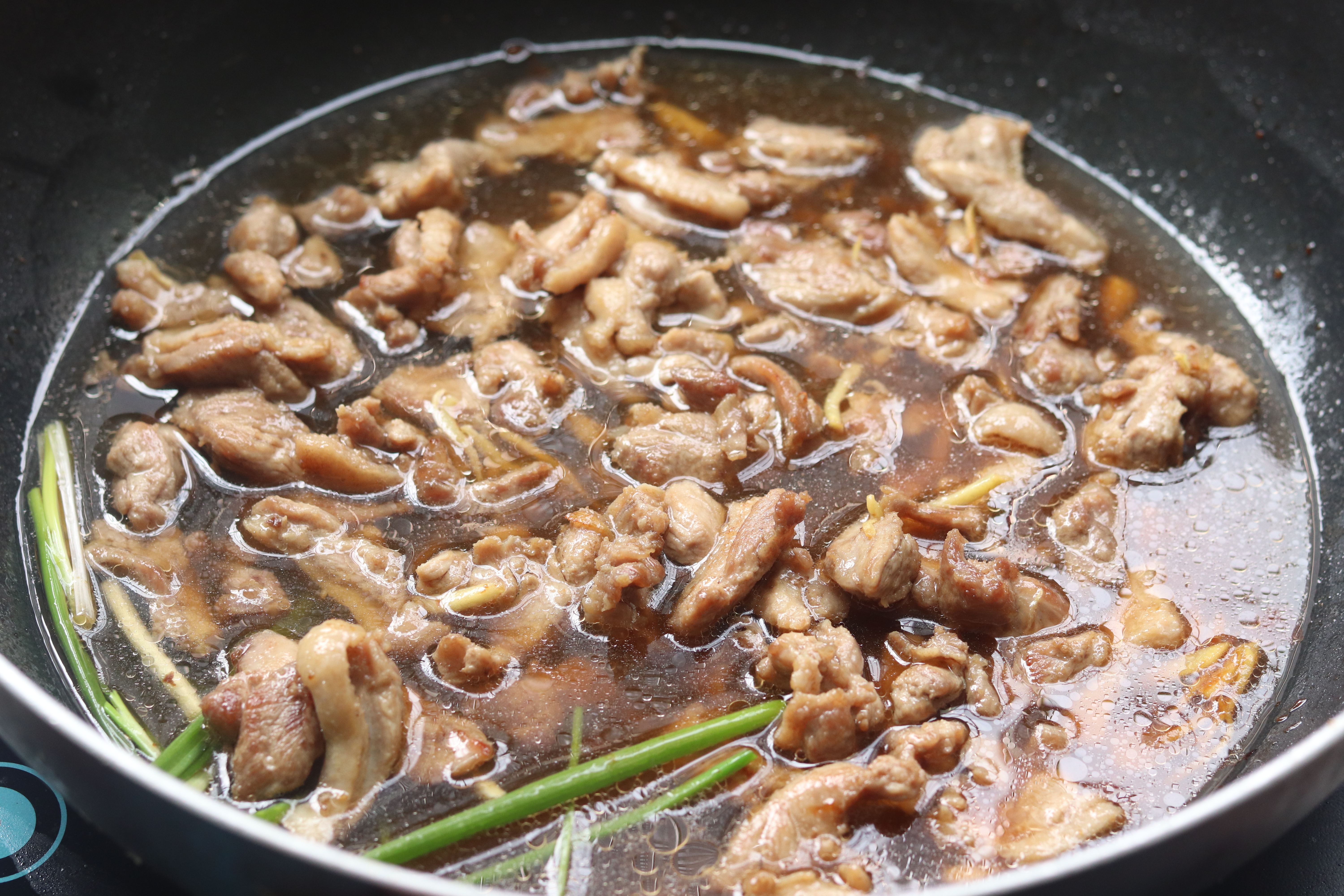 酱鸭肉最好吃的做法,鸭肉怎么做软烂好吃