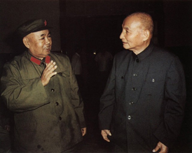 *云陈**作为“*共中**八老”之一，贡献仅次于*小平邓**，为何少有报道？