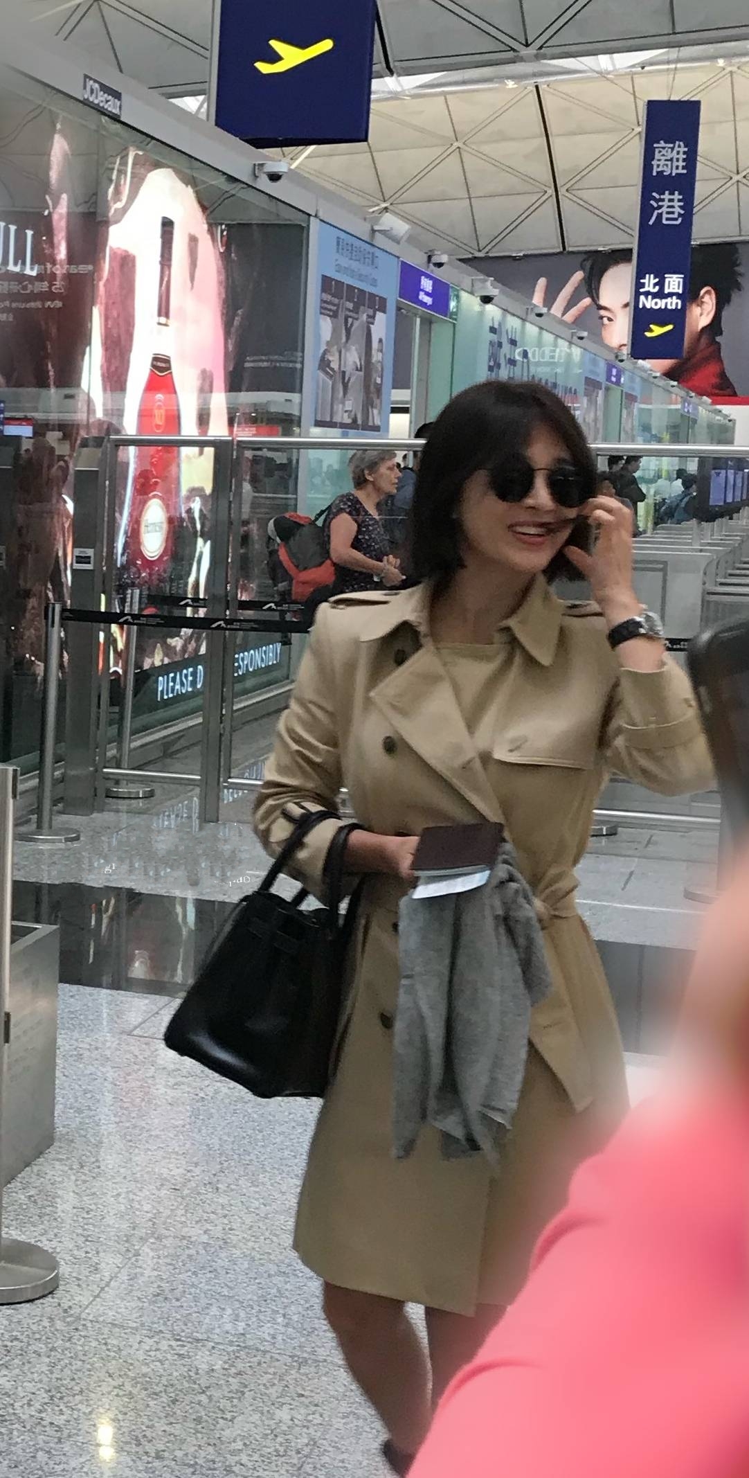 宋慧乔穿搭风衣,宋慧乔风衣穿搭