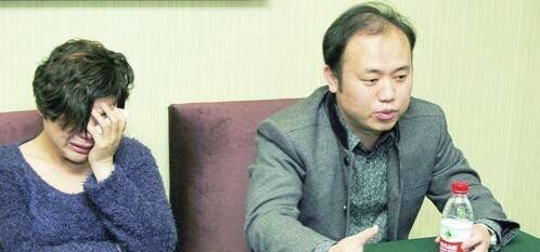 他是瞎子，卖槟榔成富豪，妻子没生儿子，去世后家人争10亿财产