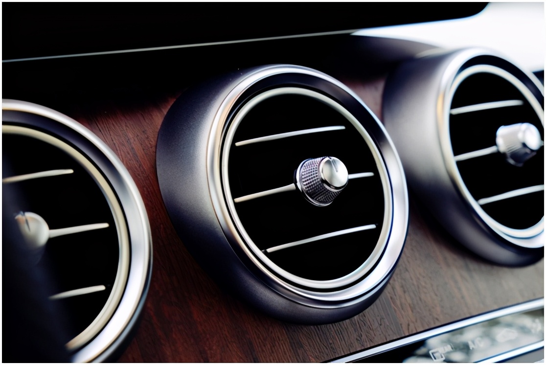 深度试驾奔驰glk300,24款奔驰glc300l豪华7座试驾