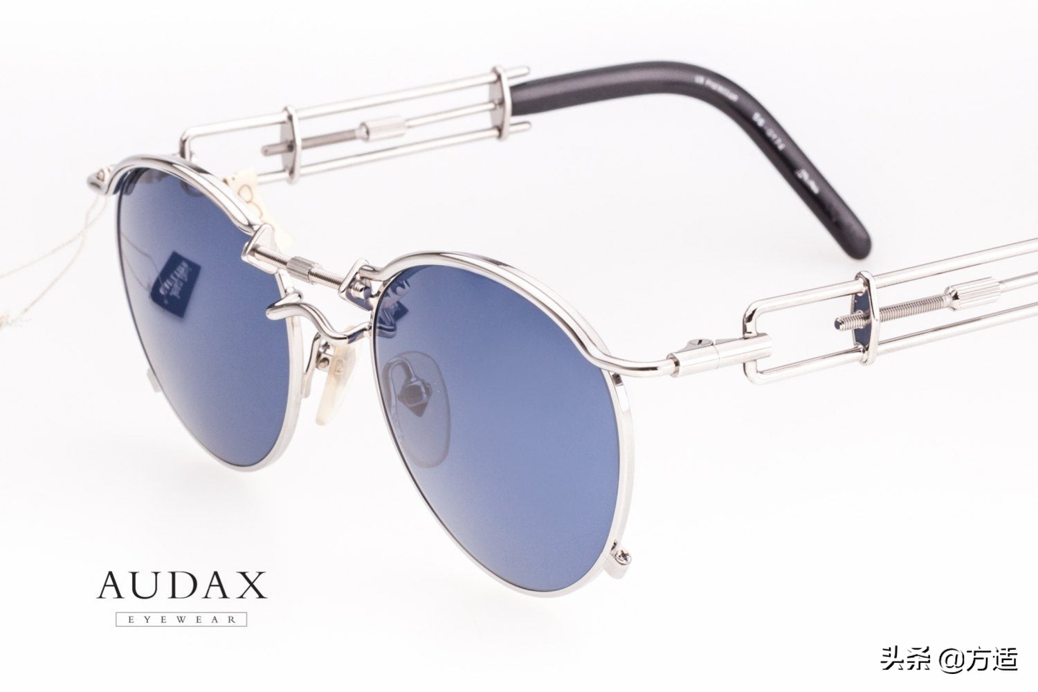 说唱歌手喜欢戴的眼镜,说唱歌手戴的无框眼镜推荐