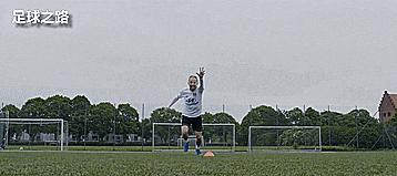 虚晃过人教学跑位,足球双人过人招式教学