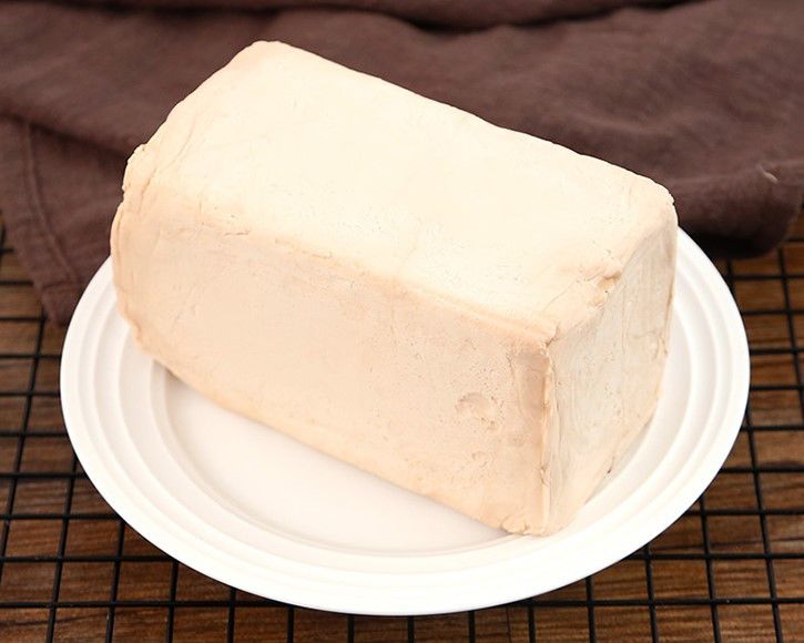 所有的干酵母都适用做面包吗 (什么酵母最适合做面包)