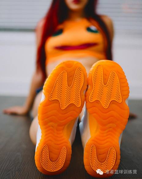 看多了细腿AJgirl，其实这样丰乳肥臀的AJ人妻最为致命