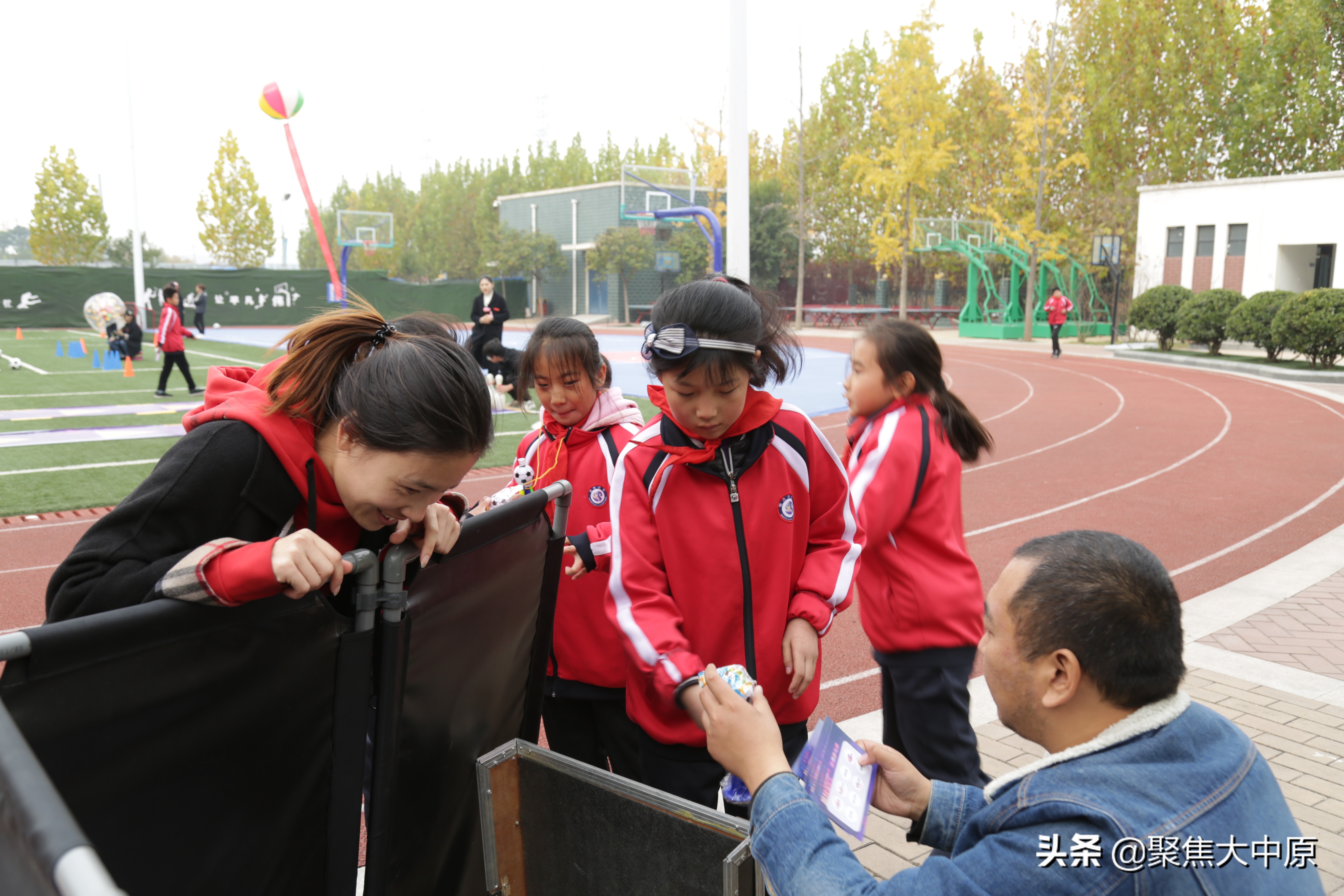 阳光校园快乐足球,阳光足球快乐足球校园足球