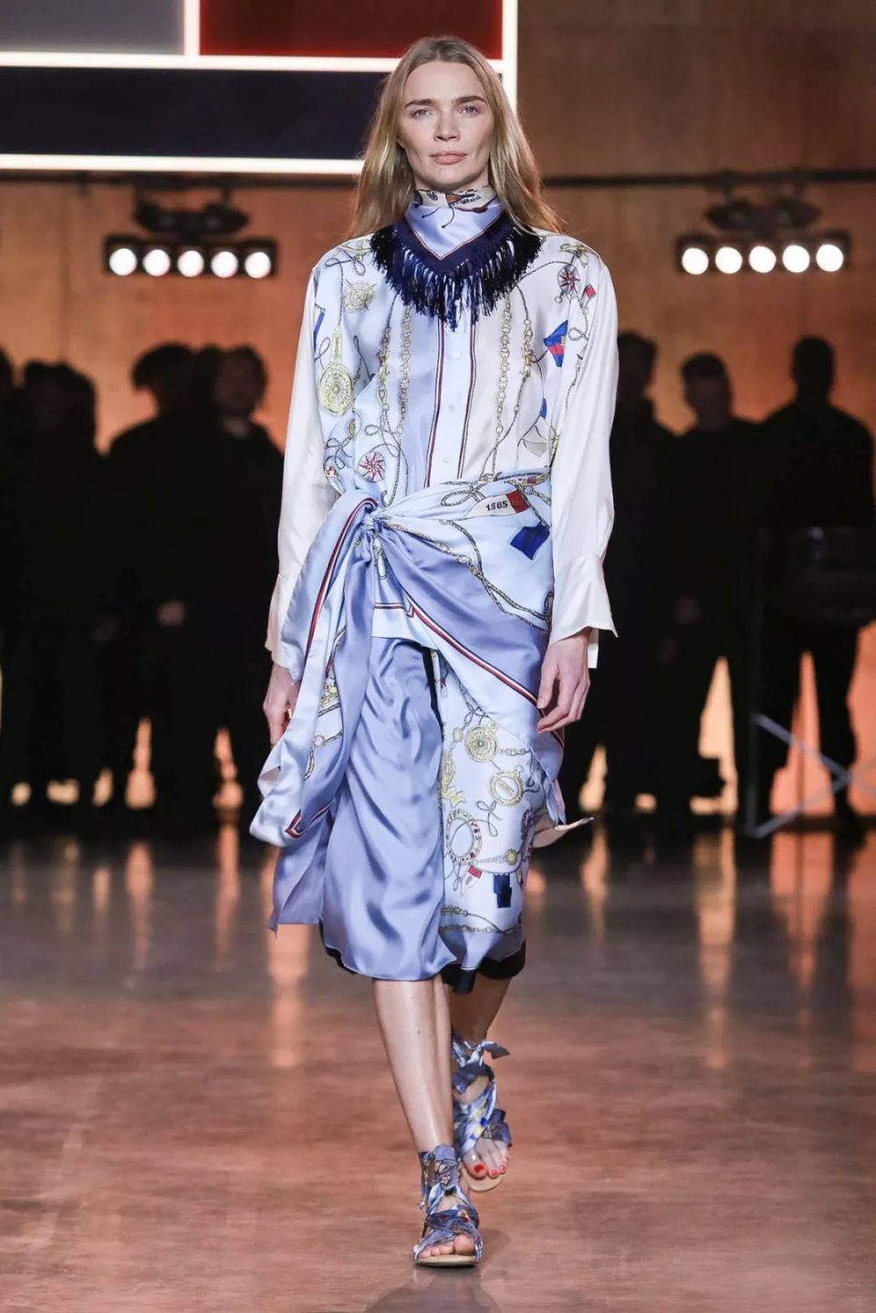 2019伦敦时装周时髦的冬天穿搭,2020年伦敦时装周视频