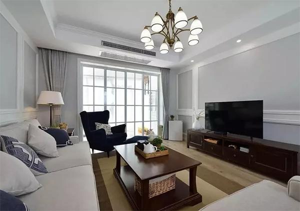 电视机挂墙上好看还是放电视柜,电视机放电视柜上还是挂墙好