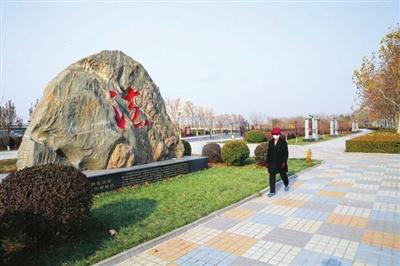 宪法宣传周收看节目的照片,宪法宣传周视频