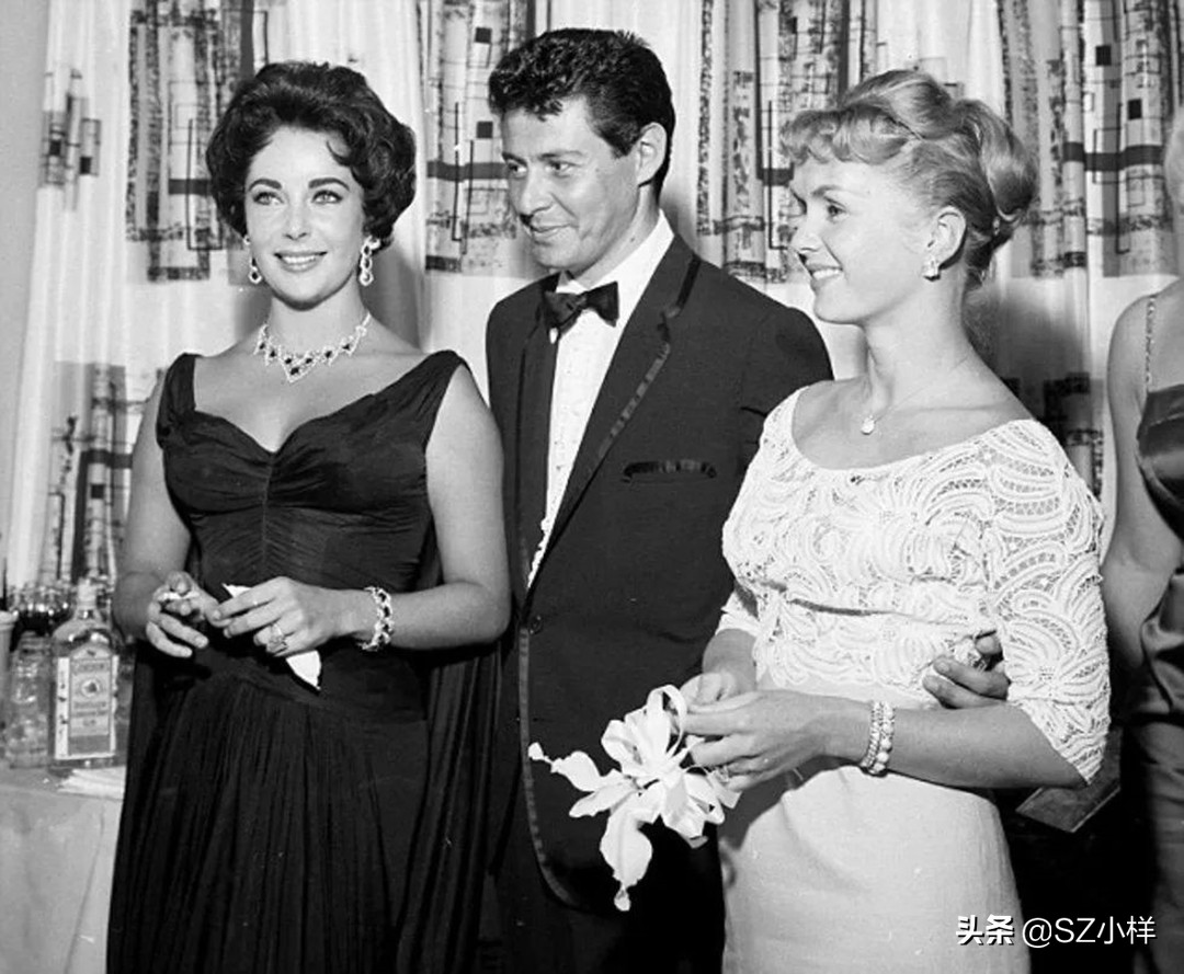 伊丽莎白泰勒传奇人生,伊丽莎白泰勒戴钻石