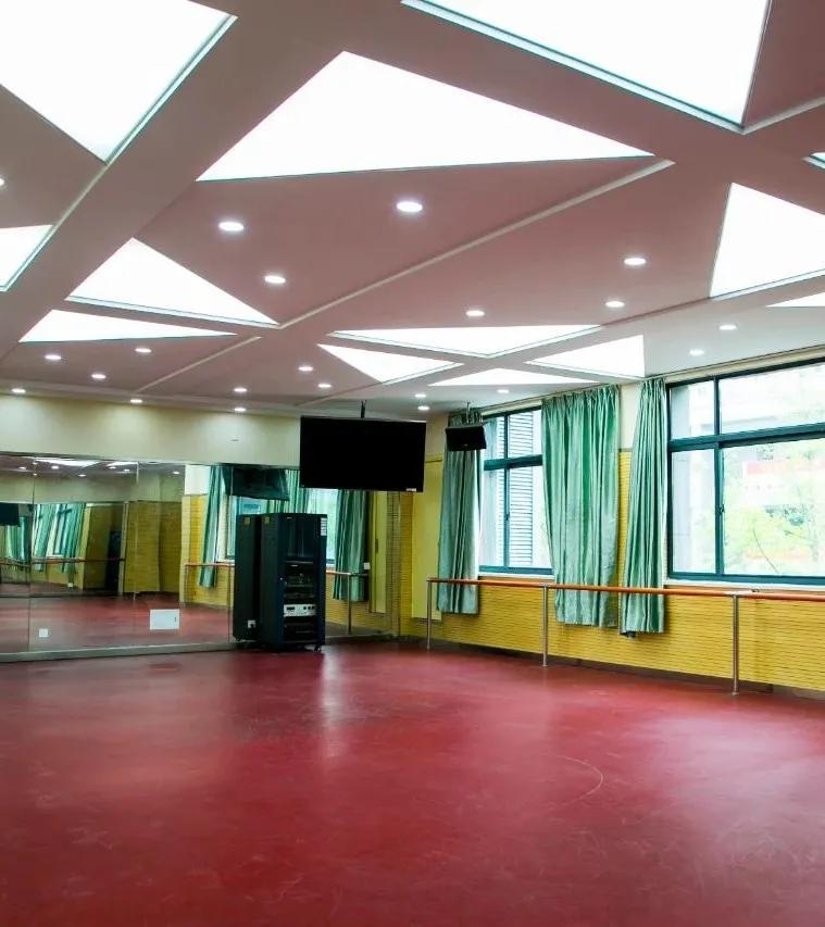 南京这所小学“弯道超车”,做了什么?