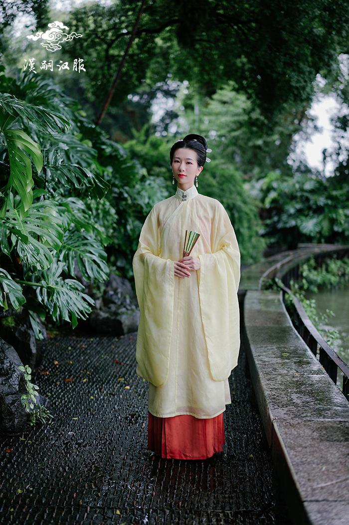 汉服的面料和使用方法,面料为棉质的春夏款汉服