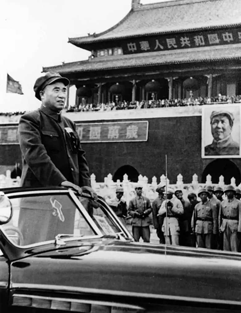 朱国华被判刑后，百姓议论是否会影响朱老总形象，康克清平静回答