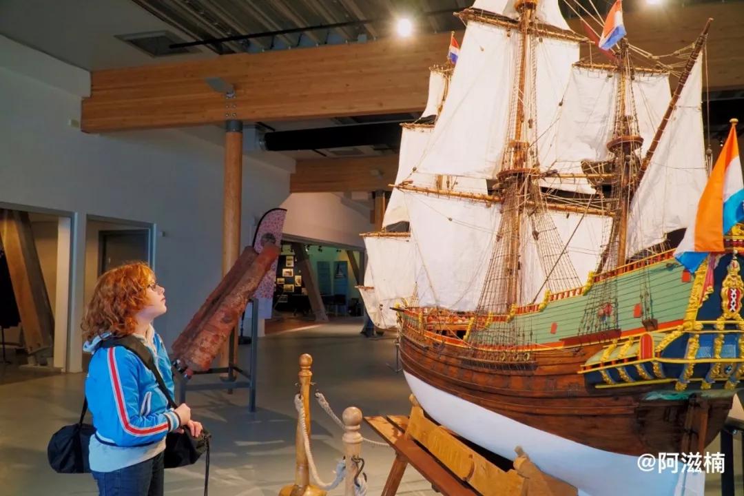 荷兰奥特莱斯折扣店,荷兰奥特莱斯打折