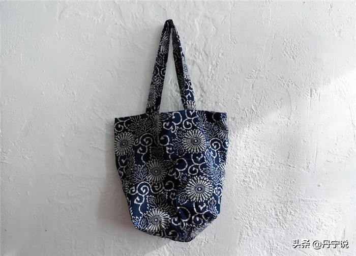 最简单染衣服教程,如何染衣服天然染料