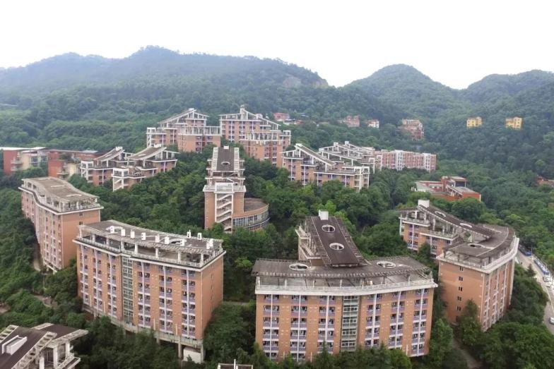 重庆最大的大学校园,重庆教学楼豪华的大学