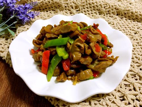 炒鸡胗子之前要不要焯水,炒鸡胗前需要焯水吗