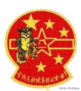 缇庡啗绌哄啗瑁呭澶у叏,閭ｄ簺骞村厰瀛愭悶鍒扮殑瑁呭