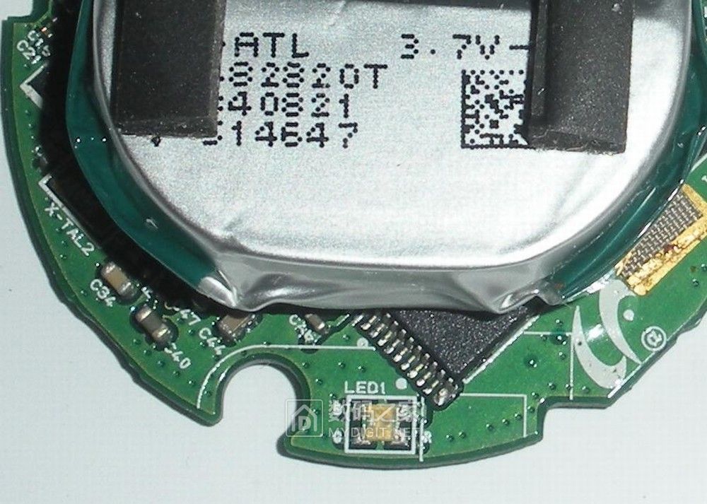 拆修三星音乐魔法石MP3*放播**器YP-S2,附数据充电线制作方法