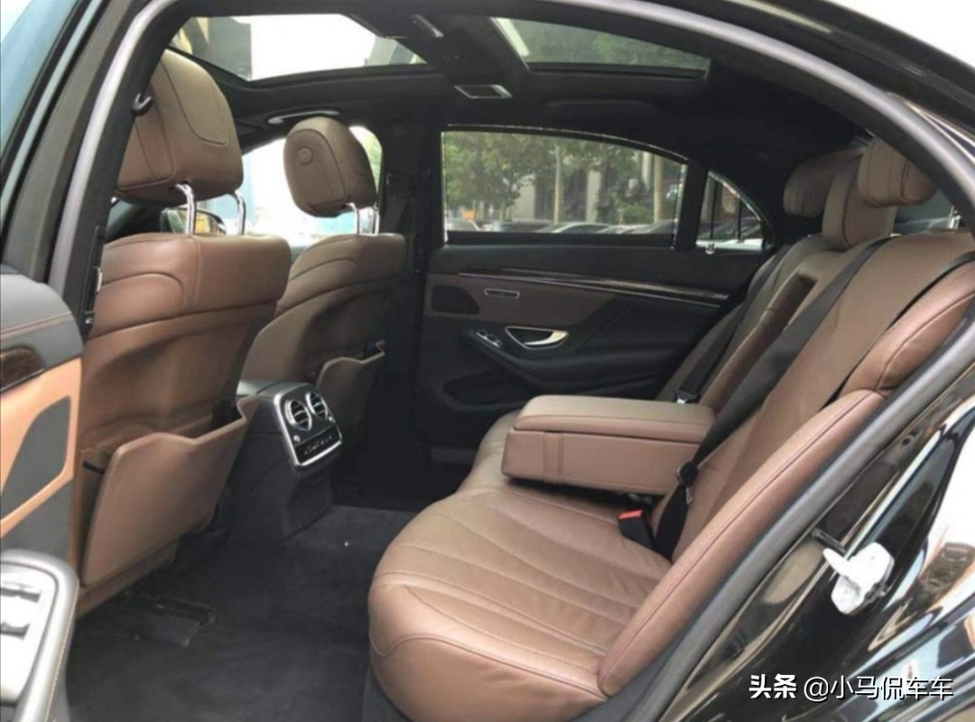 奔驰s350首付月供,家庭年收入50万买奥迪q5l