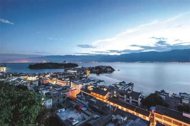 精彩必看丨北京SoPhoto画廊参展第八届大理摄影博览会《时·差》