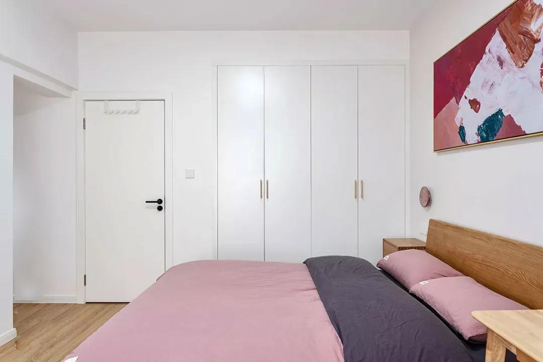 泛黄白墙、陈旧水晶灯统统过时!91㎡二手房用改造证明脱胎换骨