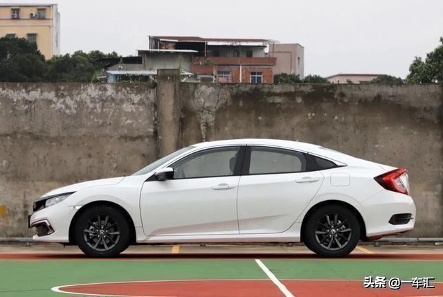 本田思域劲动版首付8万,本田思域手动劲控版国六终端优惠