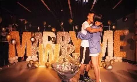 韦世豪求婚全集,韦世豪求婚