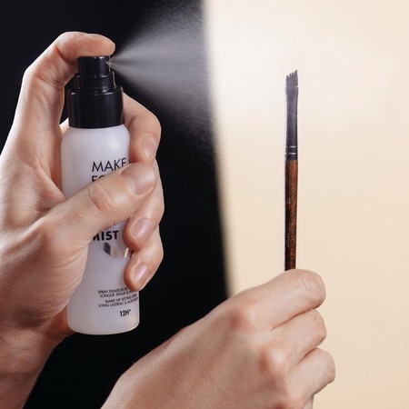 防脱妆定妆喷雾正确用法眼妆,柏瑞美定妆喷雾补妆正确用法