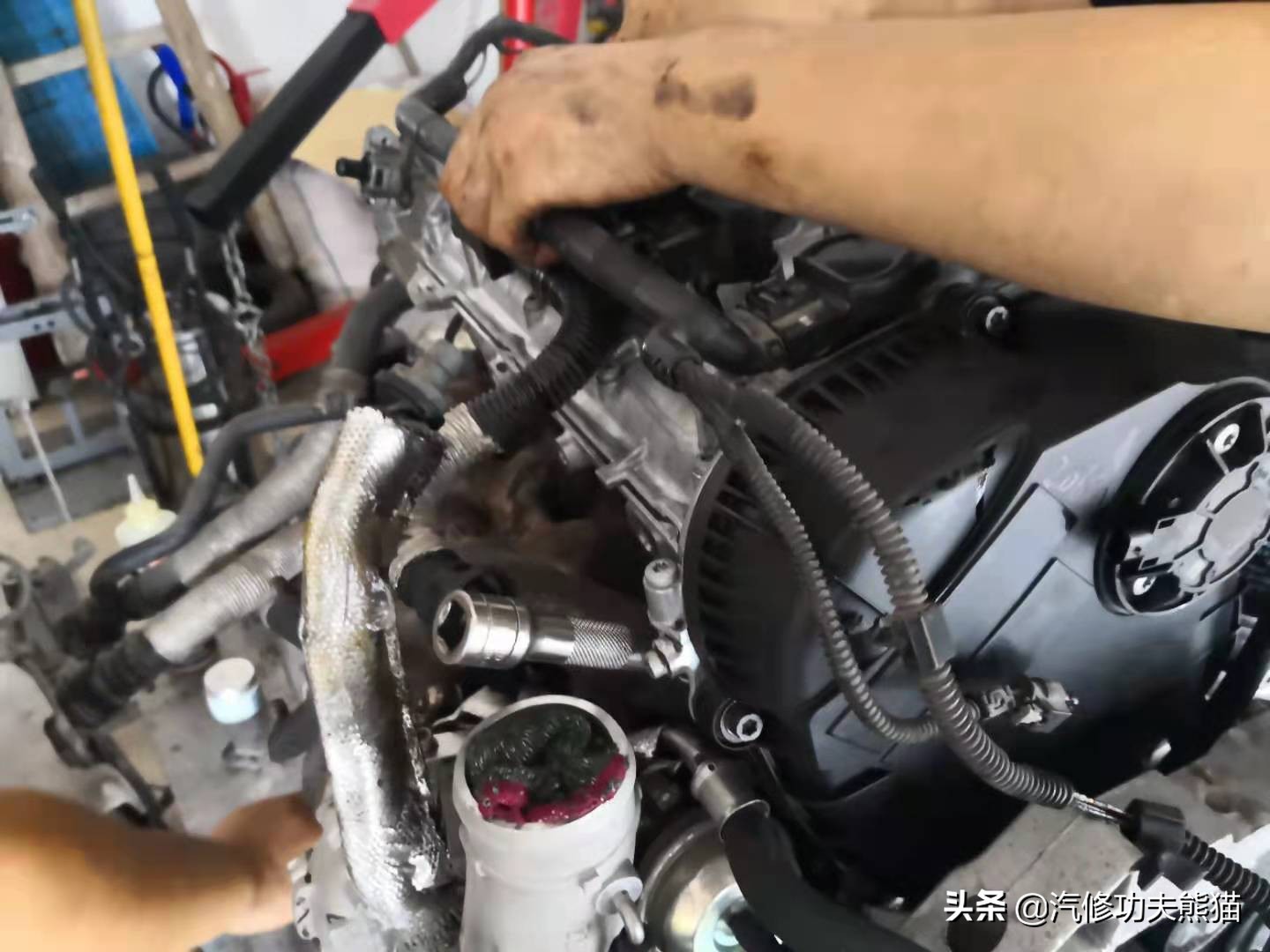 进口迈腾旅行版哪一款不烧机油,14年大众迈腾旅行版进口驾驶感受