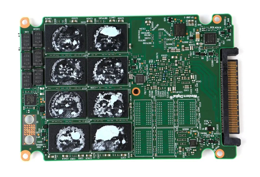长得像奔驰卡车,长得像奔驰的卡车
